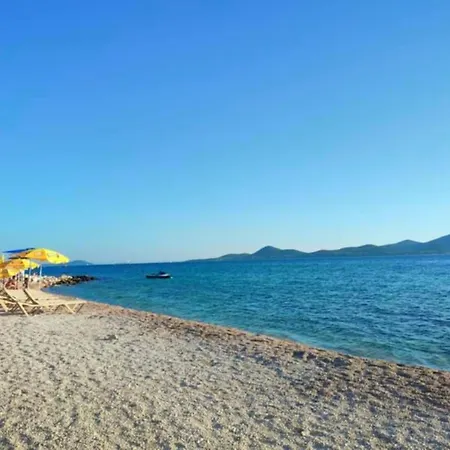 Apartmanovy Domcek Lija Semesterbostad Biograd Na Moru